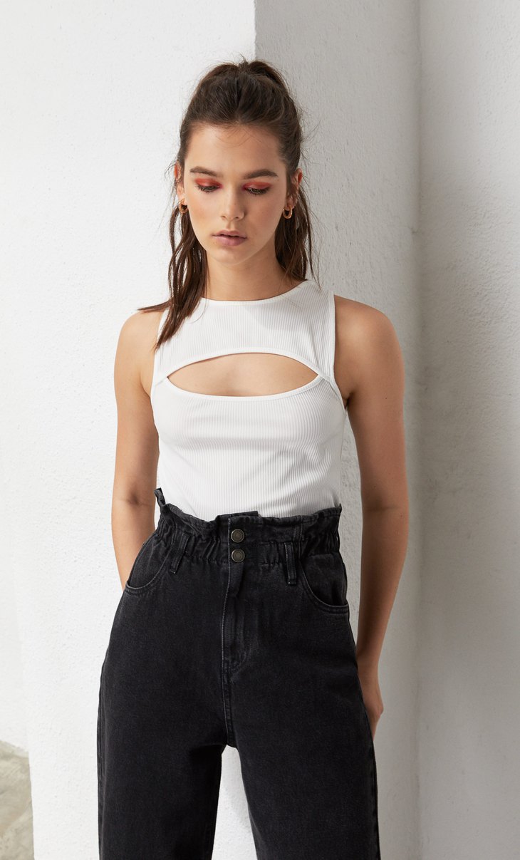 Tzin Gynaikeia Moda Anoi3hs 2020 Stradivarius Greek