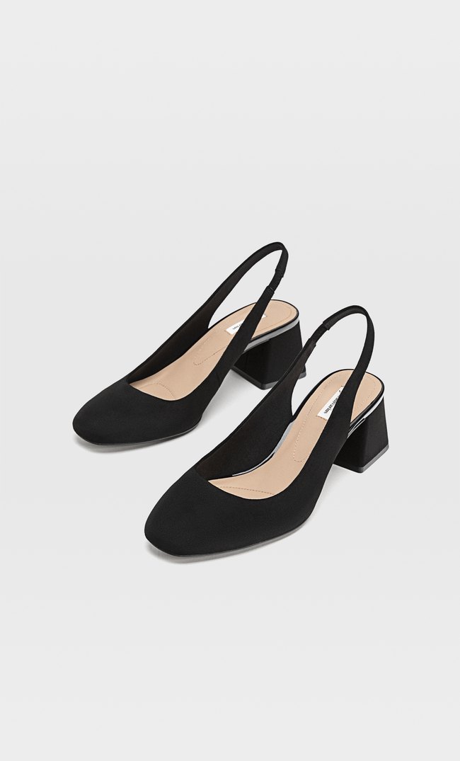 Heeled slingback shoes with square toes 