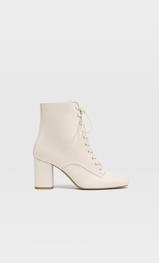 botines stradivarius