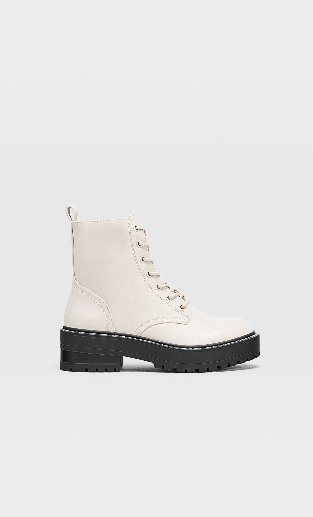 botas militares mujer stradivarius