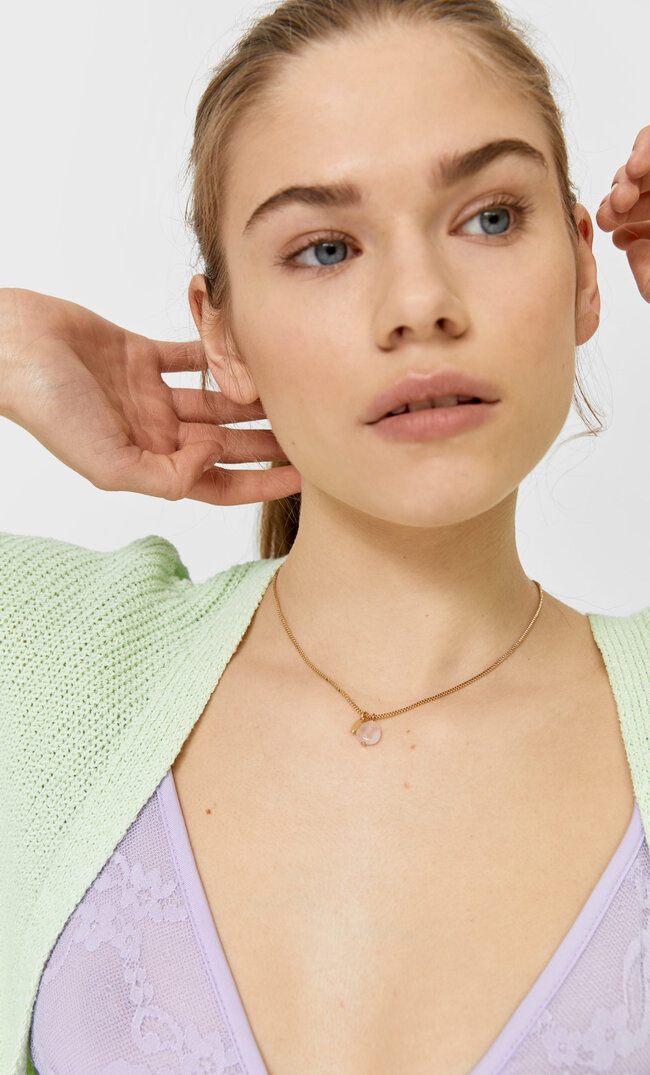 

Stradivarius 5er-Set Soft-Halsketten Gelb 103