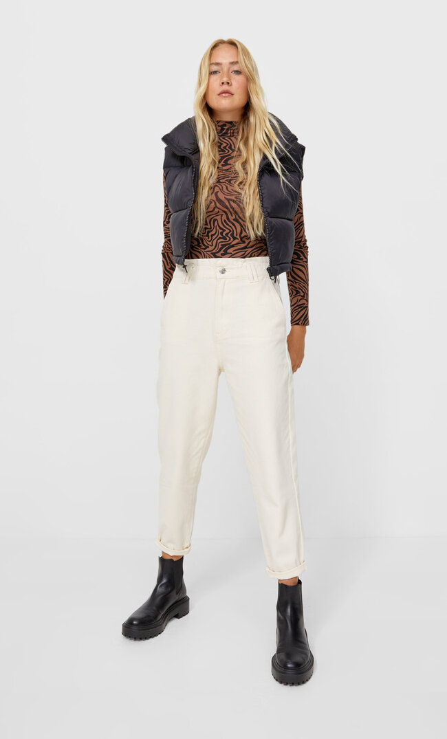 

Stradivarius Jeansy Baggy Z Diagonalu Waniliowy M