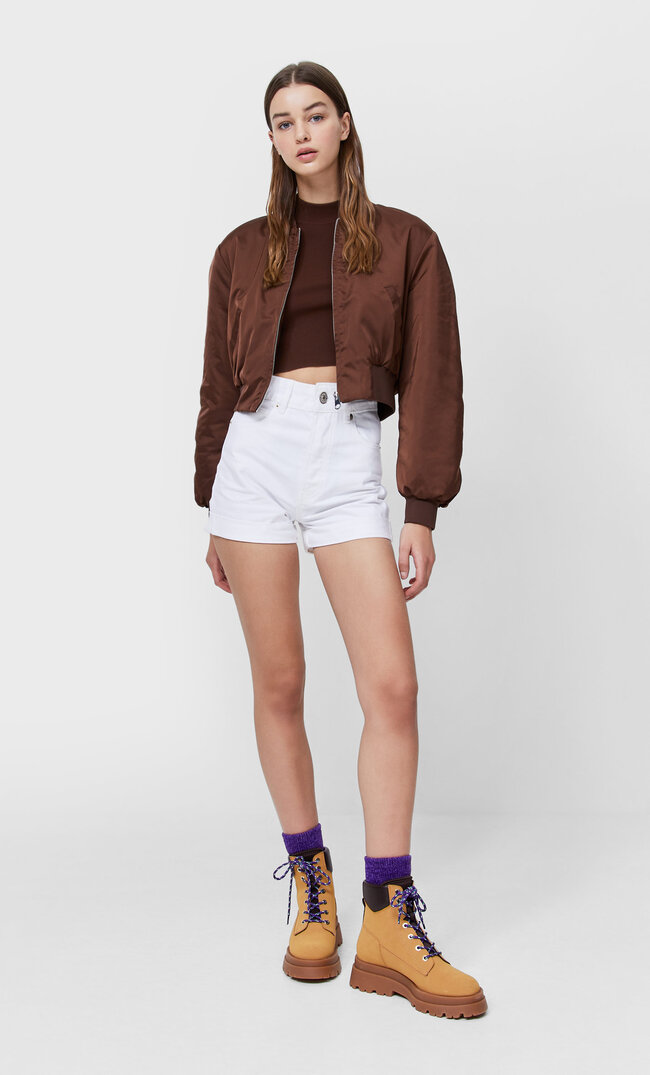 

Stradivarius Mom-Fit-Shorts Weiß 44