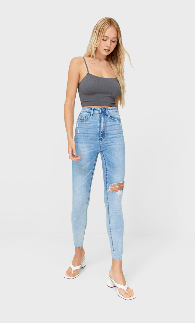 

Stradivarius Jeansy Z Bardzo Wysokim Stanem Sprany Niebieski 34