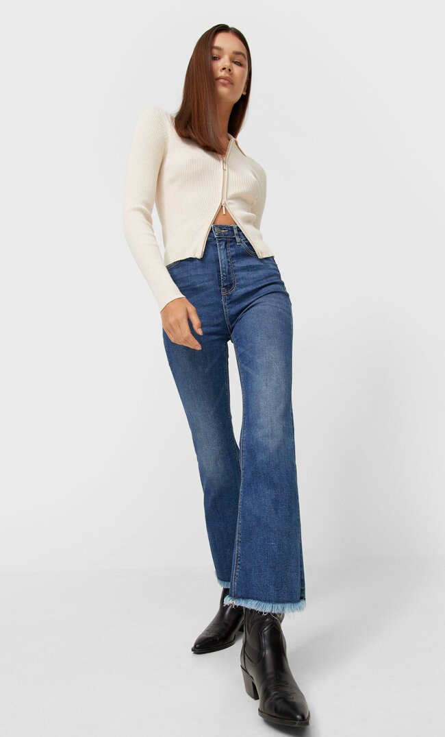 

Stradivarius Cropped-Schlaghose Mittleres Denim 32