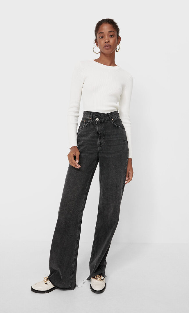 

Stradivarius Jeansy Straight Fit Z Asymetryczną Talią Sprany 40