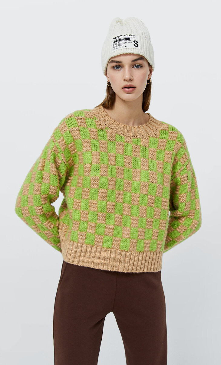 Кариран жакардов пуловер
