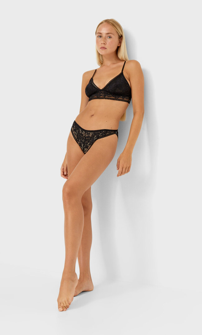 

Stradivarius Slip Mit Spitze Schwarz M