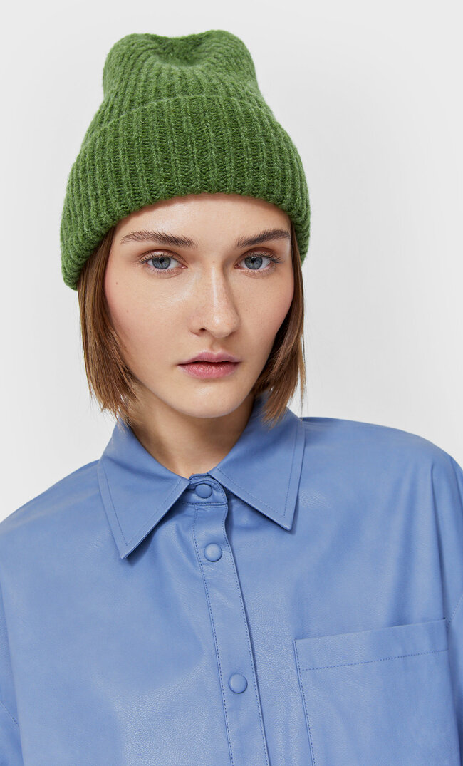 

Stradivarius Basic-Beanie Grün 103