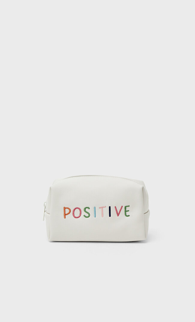 

Stradivarius Kosmetyczka Z Wyszytym Napisem Positive Ecru 103