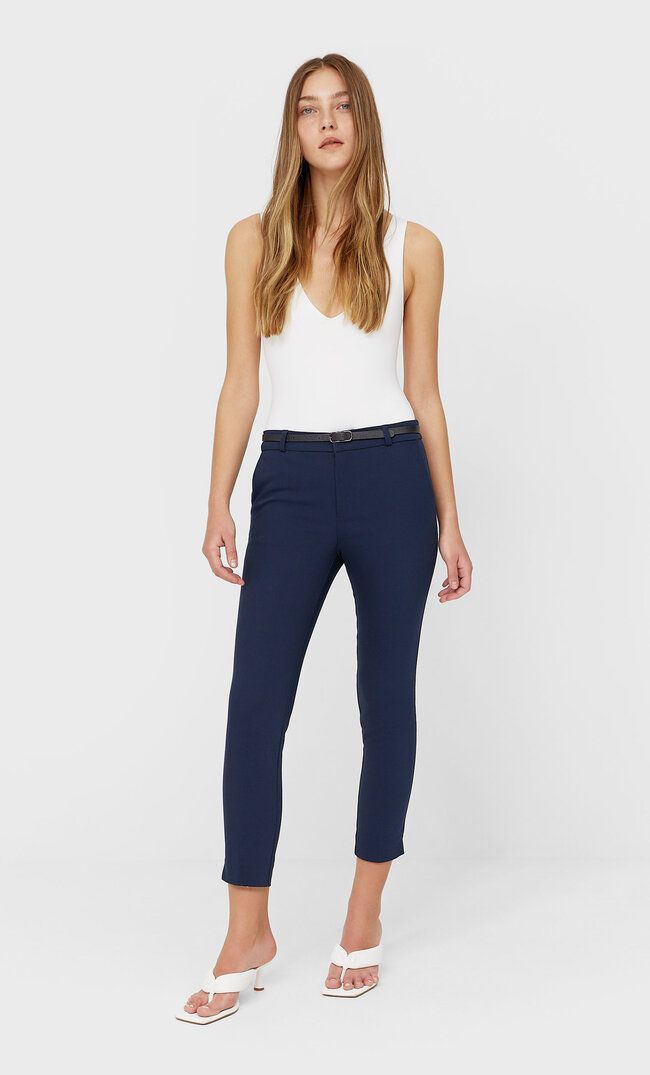 

Stradivarius Elegante Hose Mit Gürtel Marineblau 36
