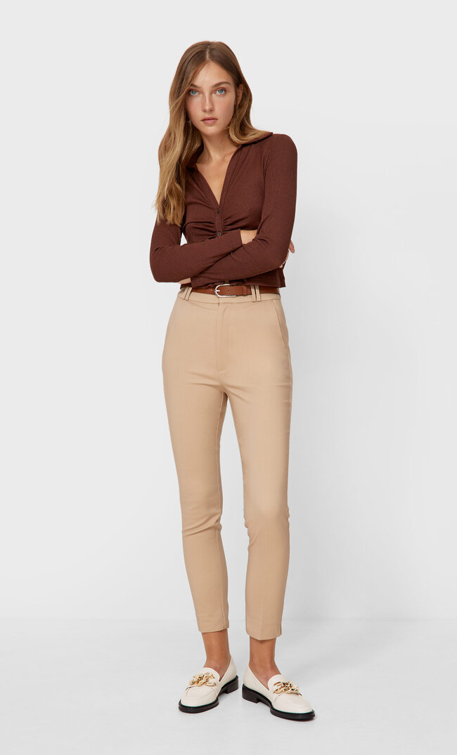 

Stradivarius Elegante Hose Mit Gürtel Beige 42