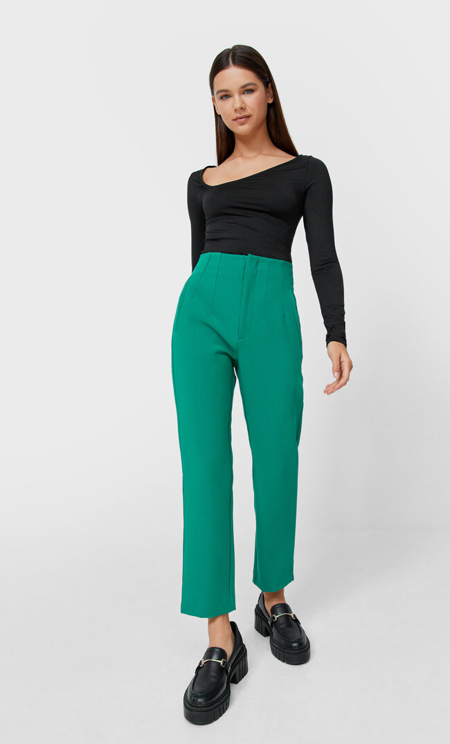 

Stradivarius Stoffhose Mit Bundfalten Flaschengrün 32