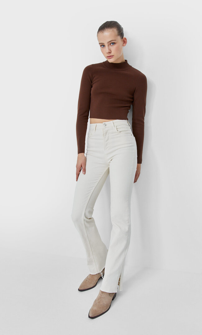 

Stradivarius Jeans-Schlaghose Im Slim-Fit Mit Schlitz Vanille 38