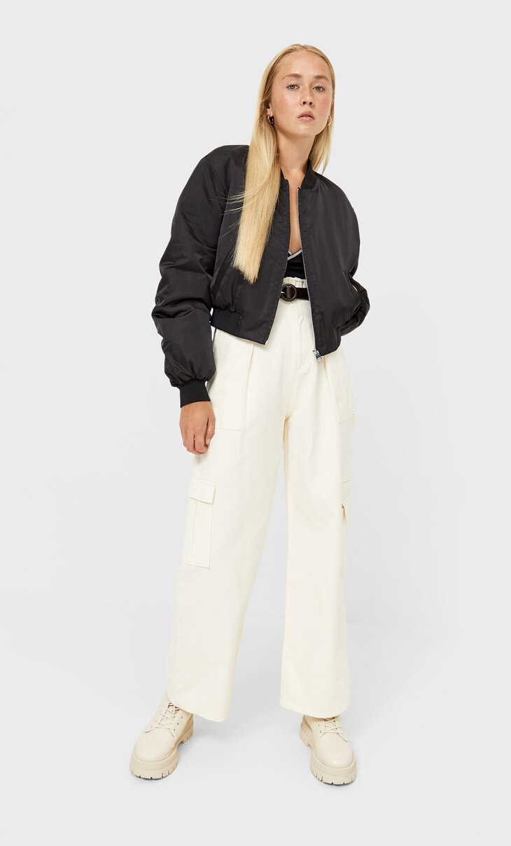 Paperbag-waist cargo trousers - Women's Trousers | Stradivarius Stradivarius  Worldwide