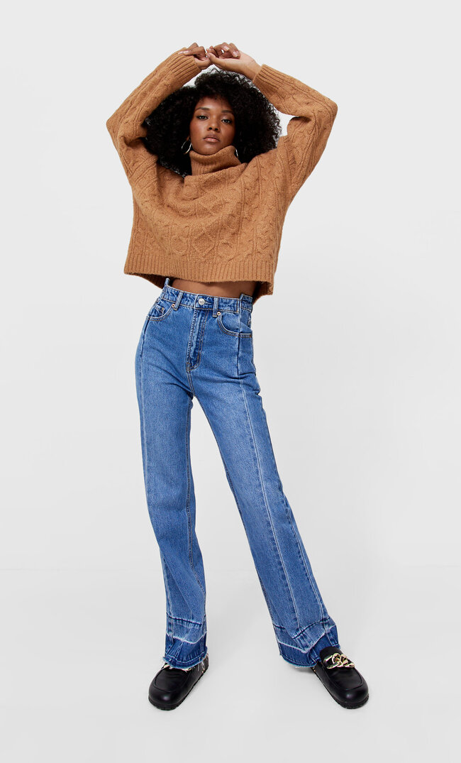 Stradivarius Pullover Mit Hohem Kragen Und Zopfmuster Beige S