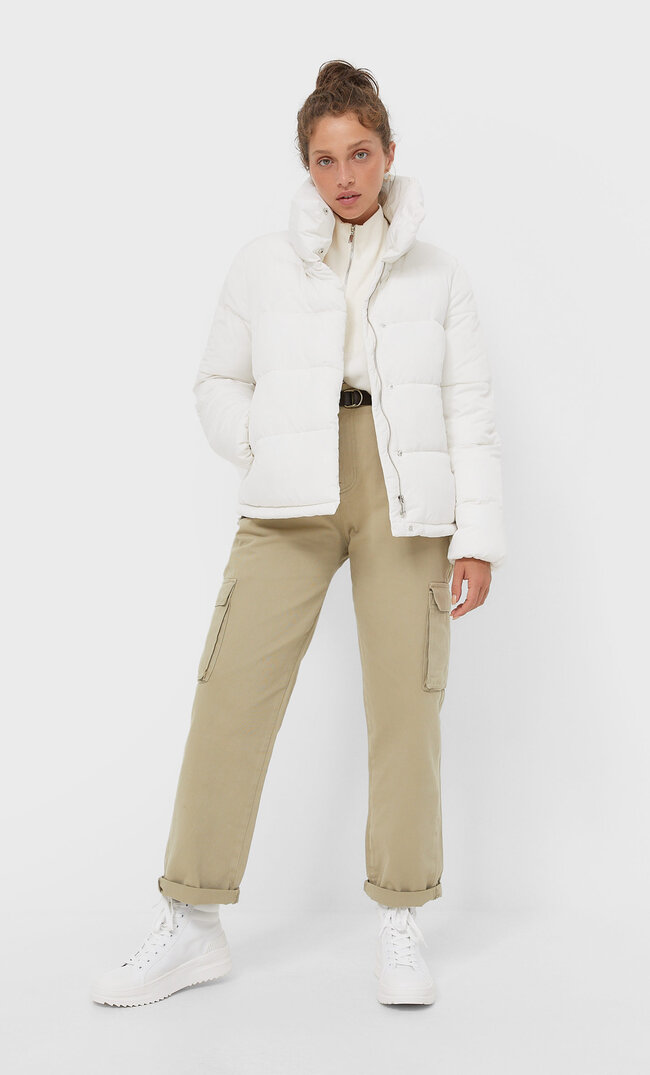 

Stradivarius Steppjacke Mit Stehkragen Ecru L