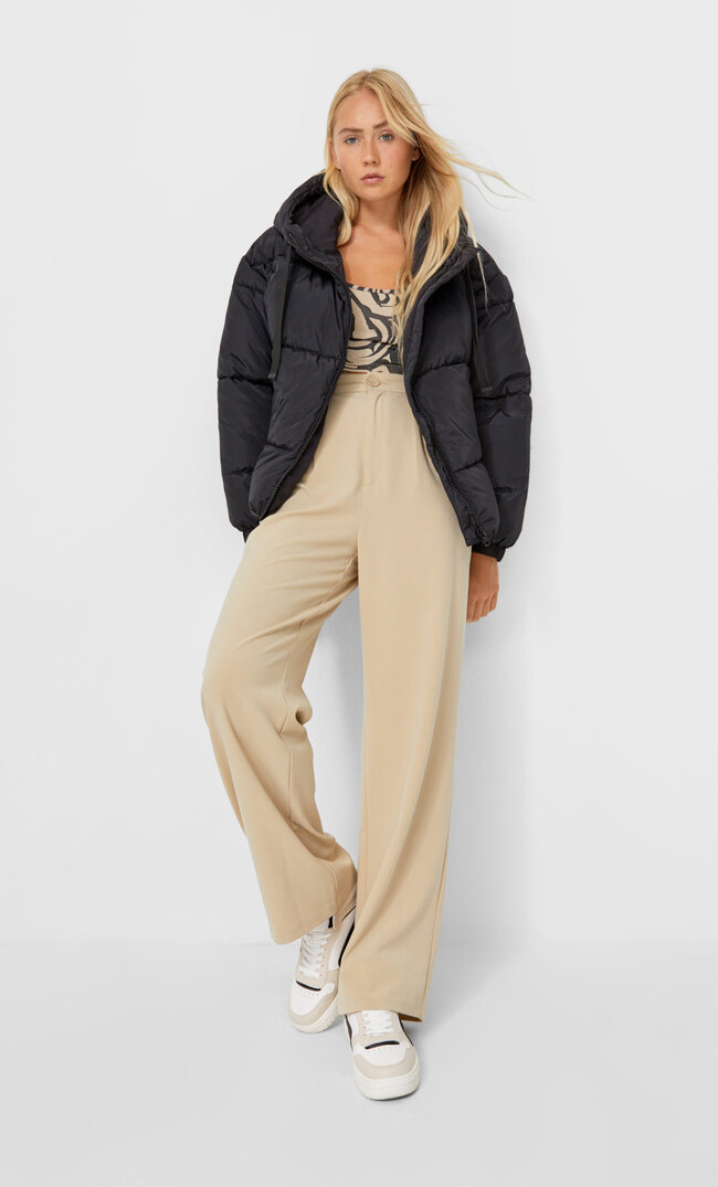 

Stradivarius Wasserabweisende Puffer Schal Mit Kapuze Schwarz Xl