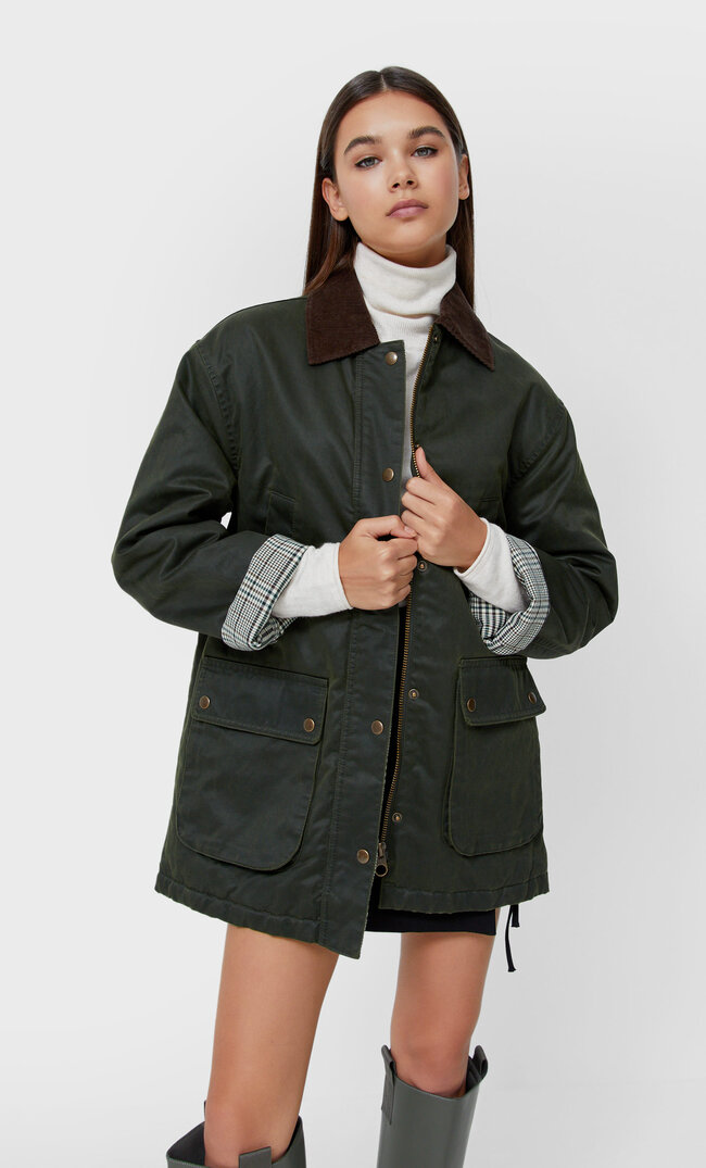 Stradivarius Żywicowana Parka Khaki Xs