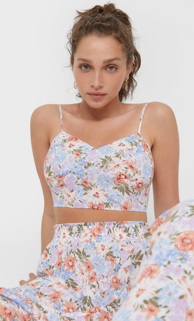 

Stradivarius Top Mit Trägern Und Blumenprint Blau Xs