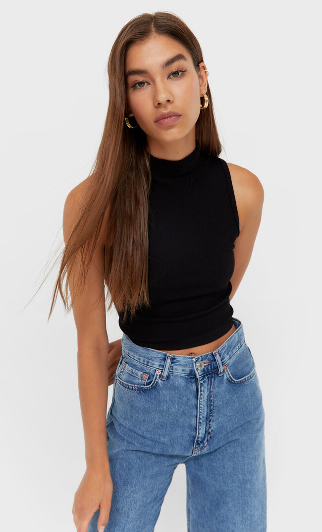 

Stradivarius Nahtloses Shirt Mit Geripptem Stehkragen Schwarz M