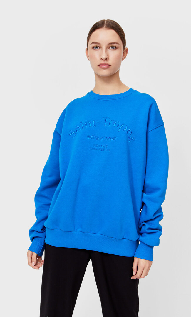 

Stradivarius Oversize-Sweatshirt Mit Stickerei Mittelblau S