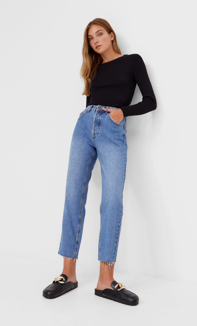 

Stradivarius 90'S Jeans Im Straight Fit Dunkles Denim 44