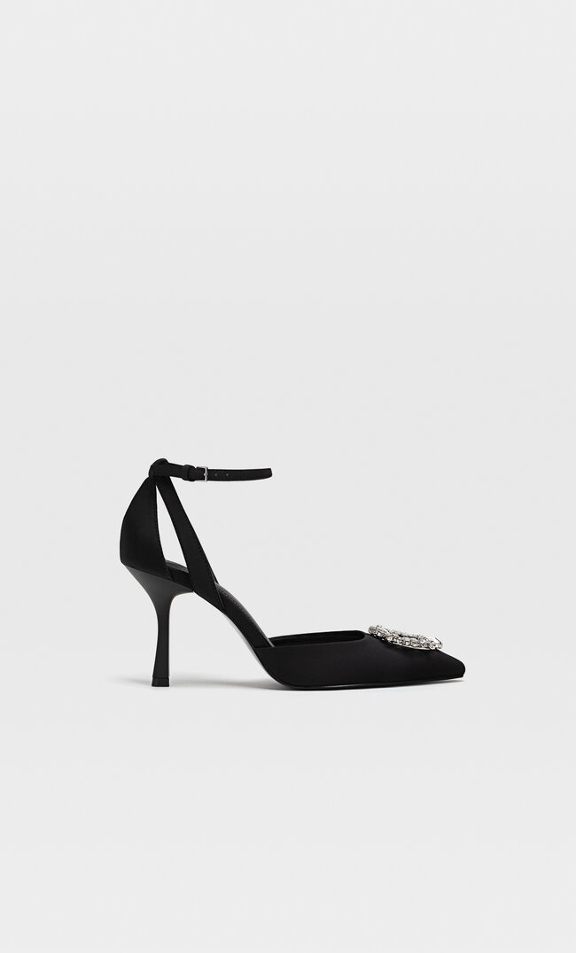 

Stradivarius D‘orsay Pumps Mit Steinpplikationen Schwarz 36
