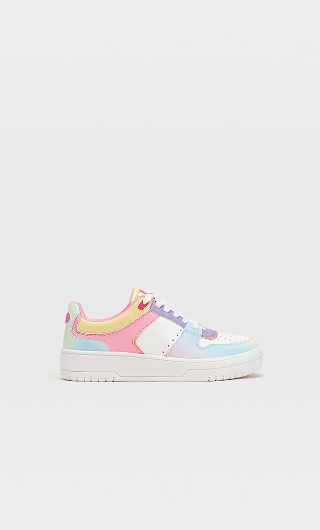 

Stradivarius Sportschuh Mit Details Bunt 39