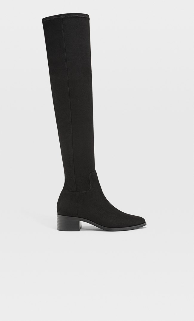 

Stradivarius Flache Overknee-Stiefel Schwarz 38