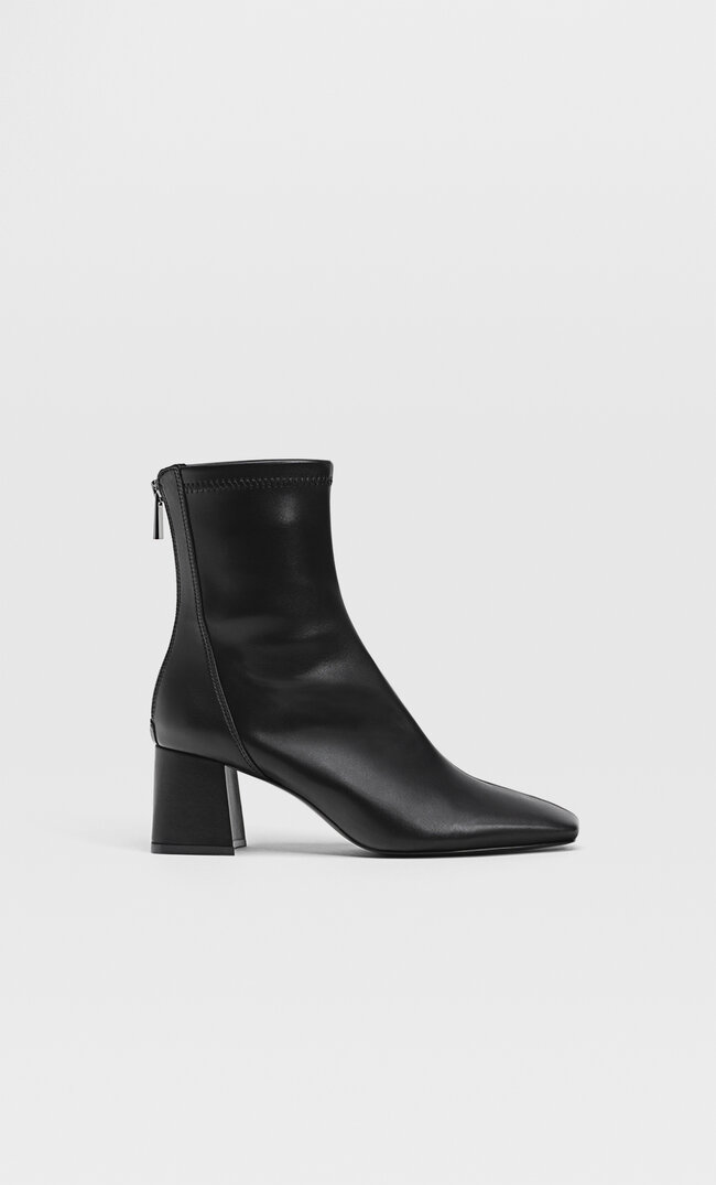 

Stradivarius Stretch-Stiefeletten Mit Halbhohem Absatz Schwarz 38