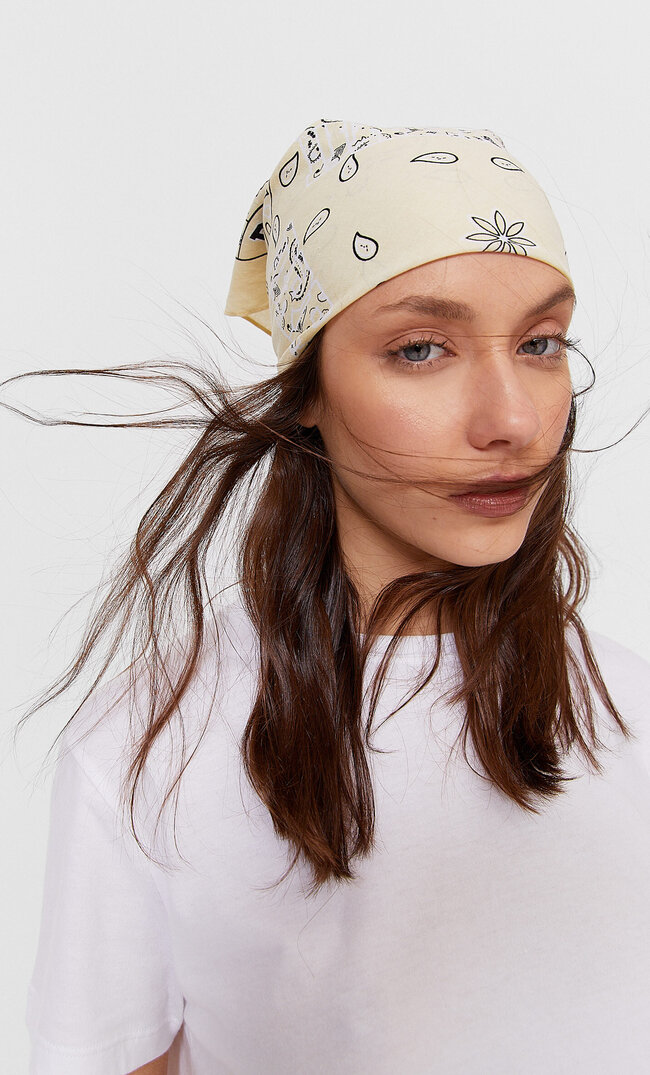 

Stradivarius Bandana „Dream Big“ Kobieta Żółty 103