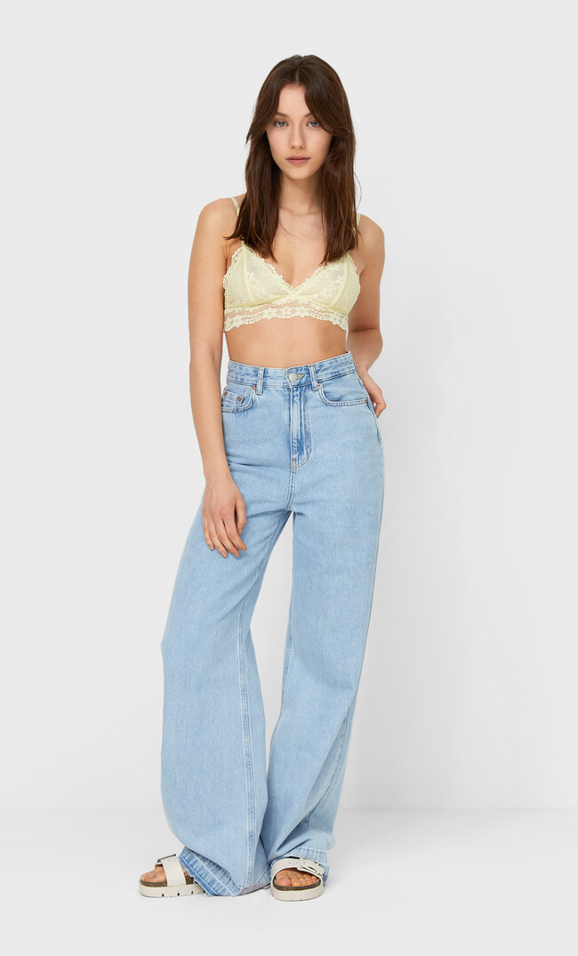 

Stradivarius Biustonosz Bralette Z Koronki We Wzór Stokrotek Kobieta Żółty M