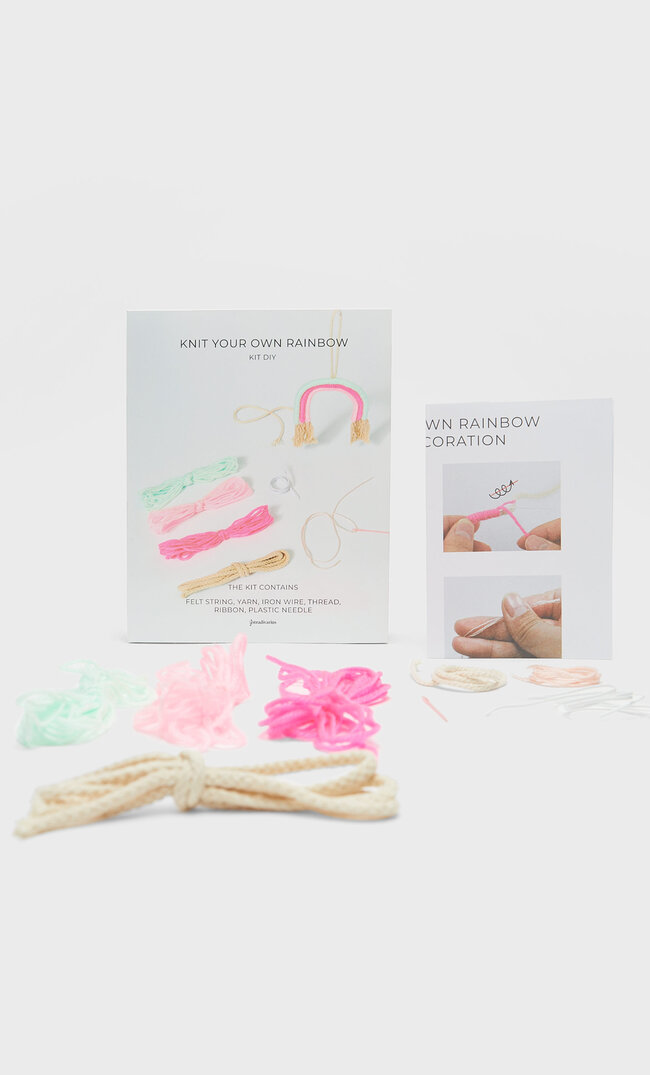 

Stradivarius Diy-Kit Regenbogen Schwarz 103