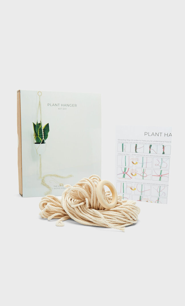 

Stradivarius Diy-Kit Macramé Beige 103