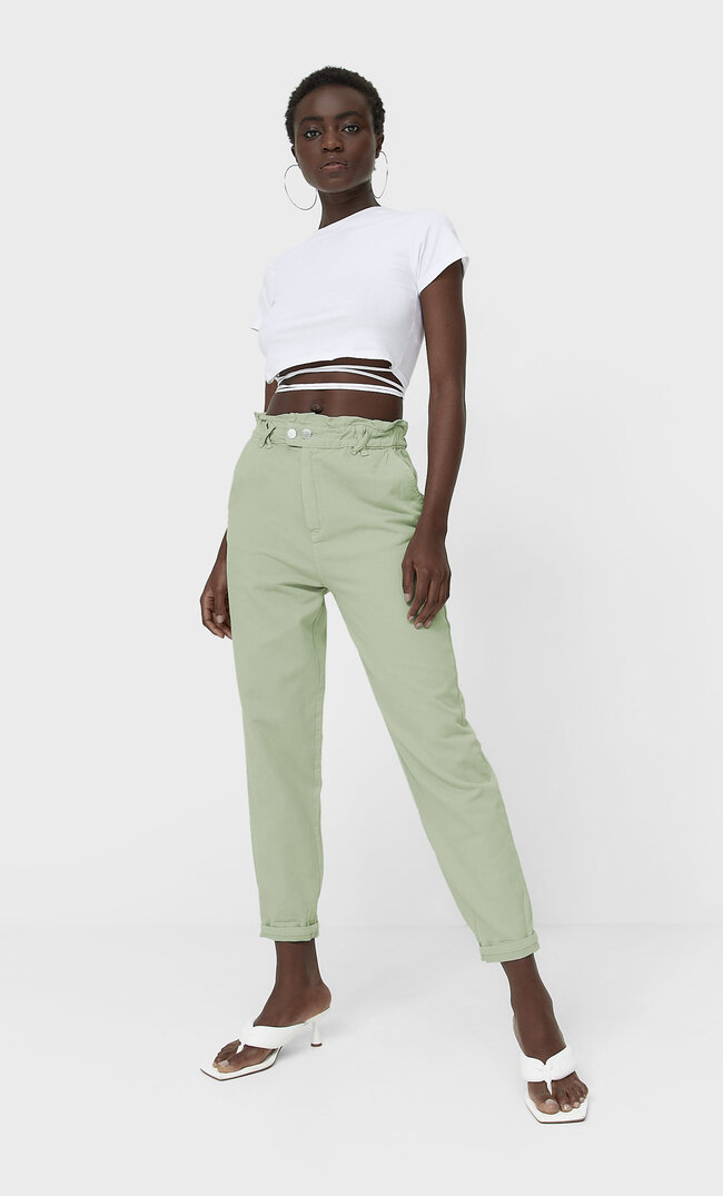 

Stradivarius Jeansy Baggy Z Diagonalu Kobieta Zielony S