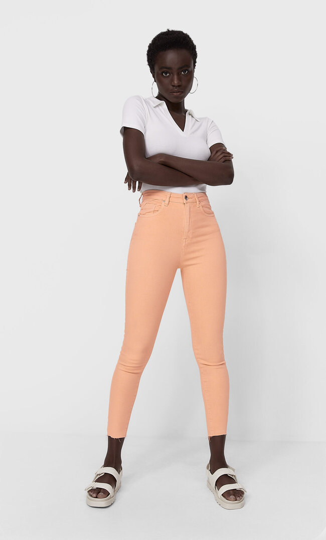 

Stradivarius Hose Mit Superhohem Bund In Farben Pfirsich 42