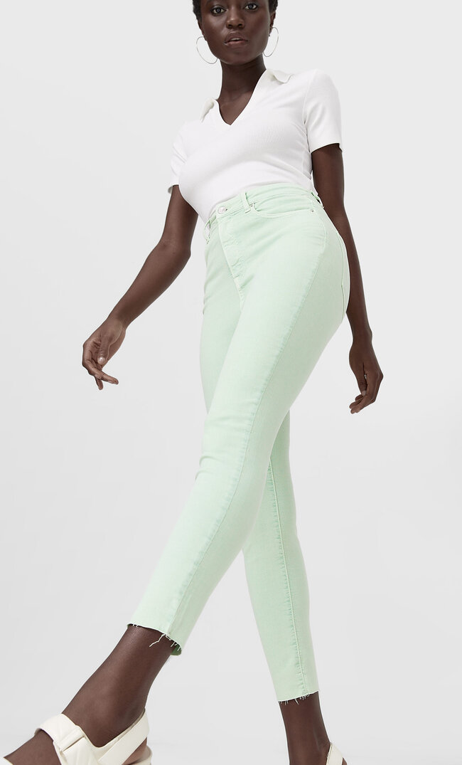 

Stradivarius Hose Mit Superhohem Bund In Farben Pistaziengrün 36