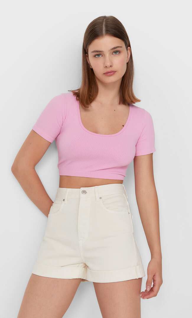 

Stradivarius Mom-Fit-Shorts Vanille 40