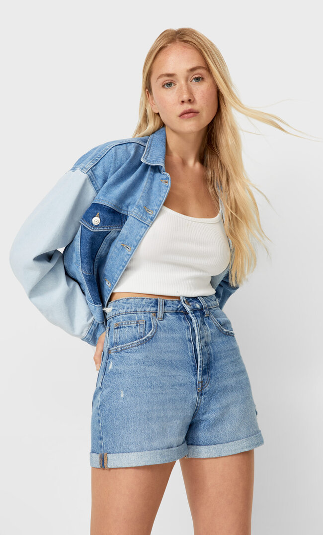 

Stradivarius Spodenki Mom Fit Kobieta Jasnodenimowy 34