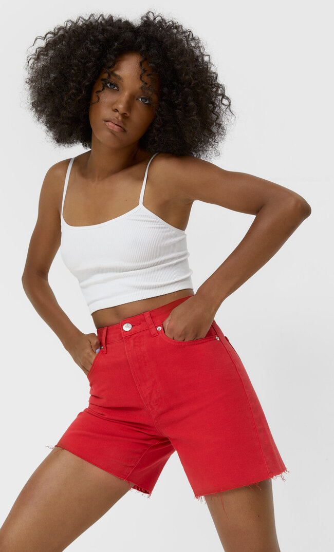 

Stradivarius Shorts Mit Langer Passform Rot 38