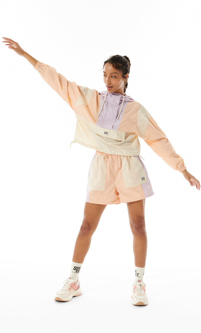 

Stradivarius Shorts Aus Funktionsstoff Lila L
