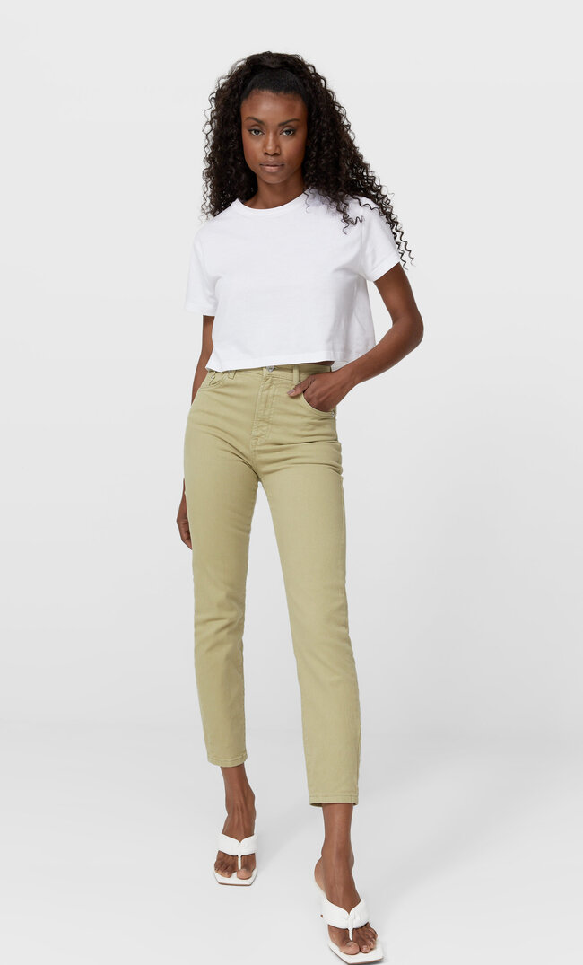 

Stradivarius Mom-Jeans Im Slim-Fit Grün 40