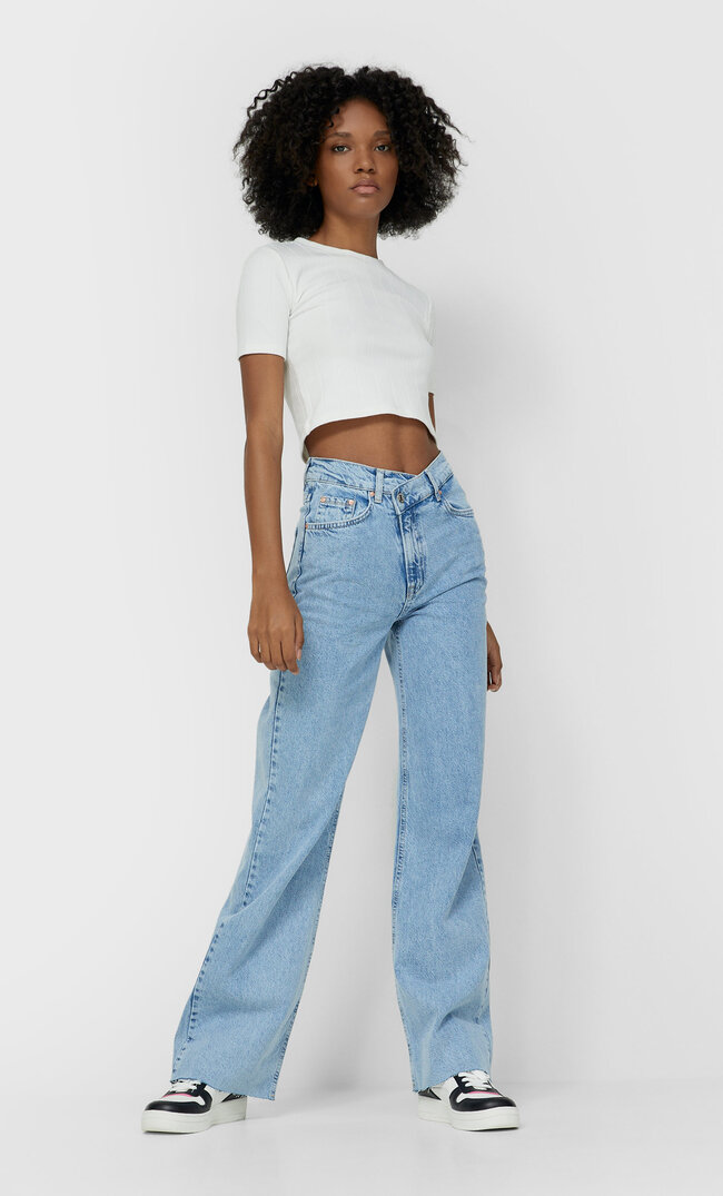 

Stradivarius Jeansy Straight Fit Z Asymetryczną Talią Kobieta Jasnodenimowy 40