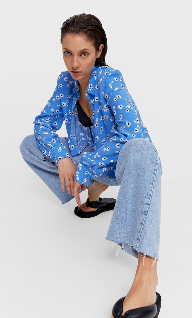 

Stradivarius Kurzes Hemd Mit Print Blau S