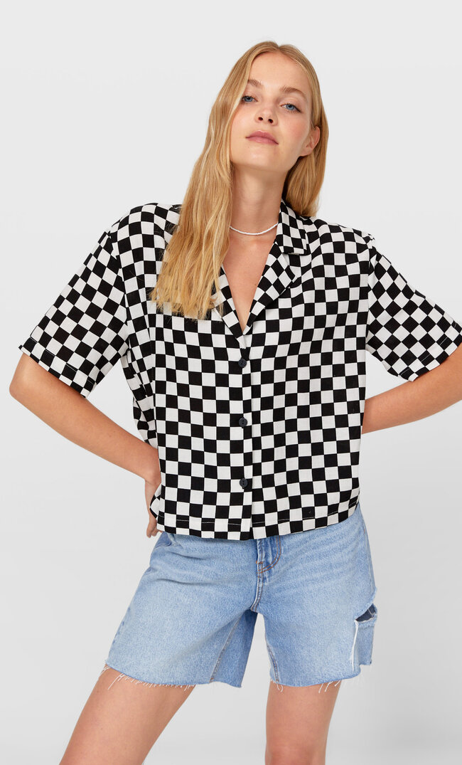 

Stradivarius Kurzarmhemd Mit Print Ecru L