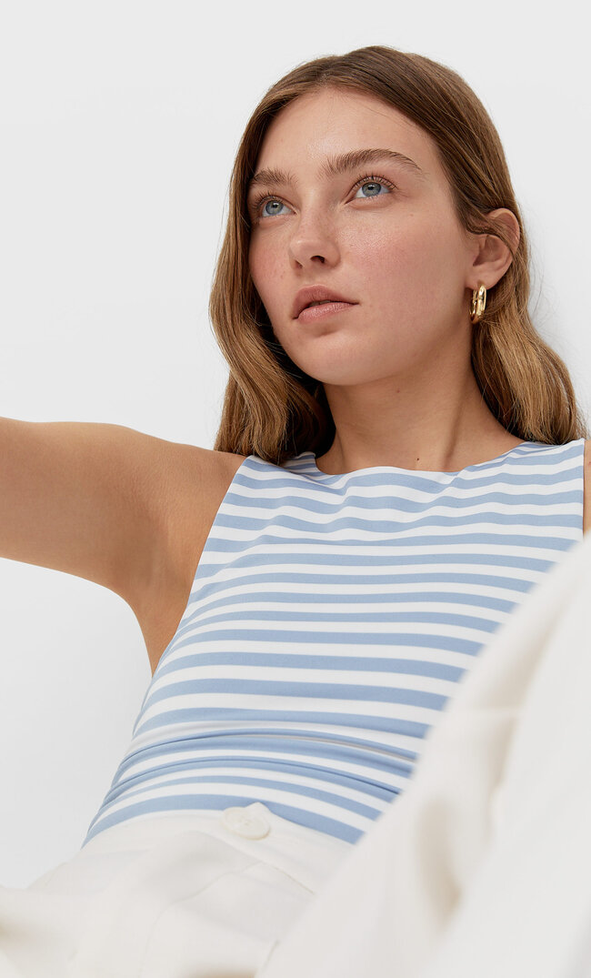

Stradivarius Cropped-Top Mit Streifen Himmelblau M