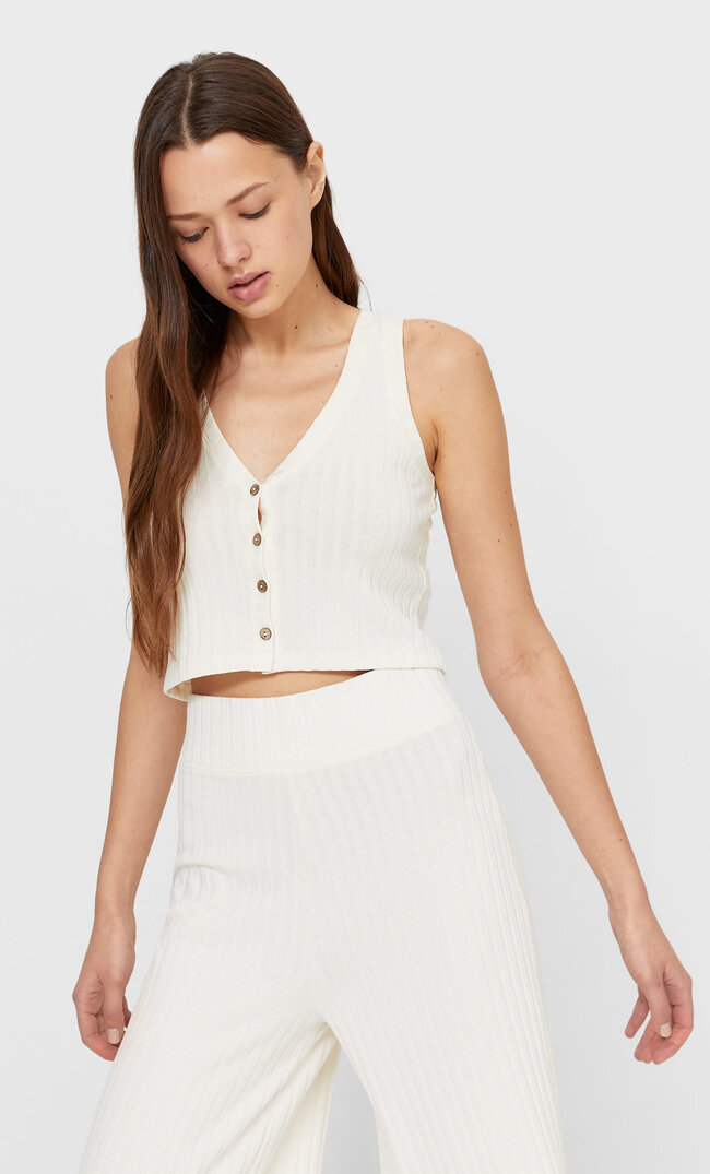 

Stradivarius Rustikale Cropped-Weste Mit Knöpfen Vanille L