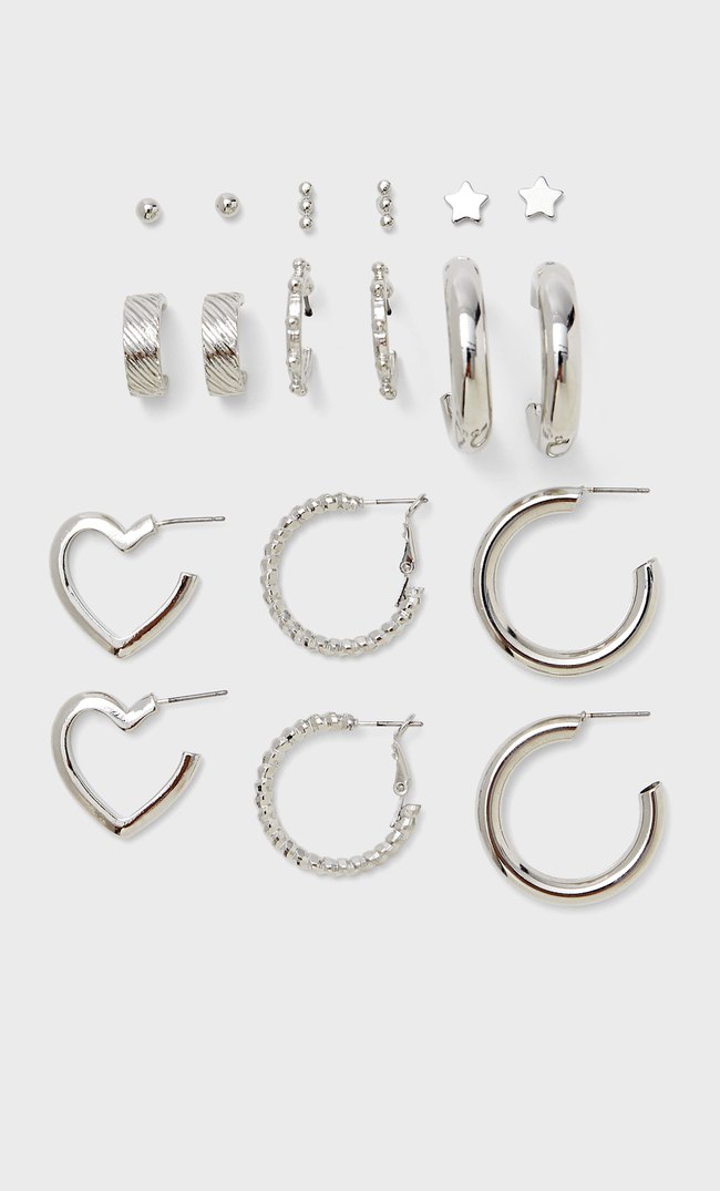 

Stradivarius 9er-Set Ohrringe Und Creolen Mit Herz Grau 103