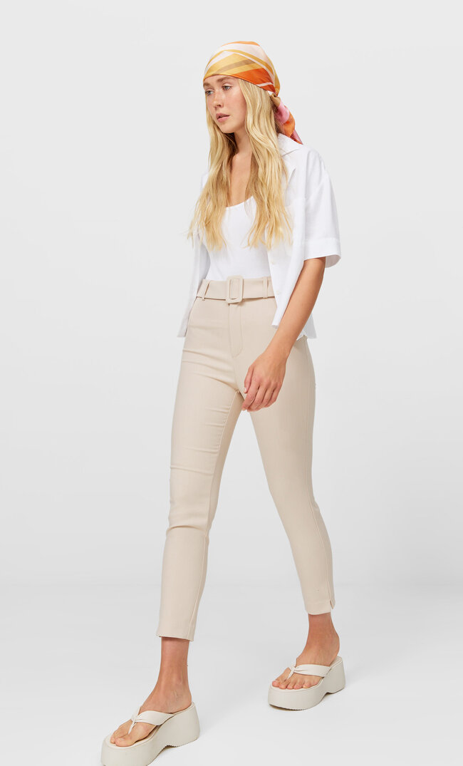 

Stradivarius Zigarettenhose Steingrau 36